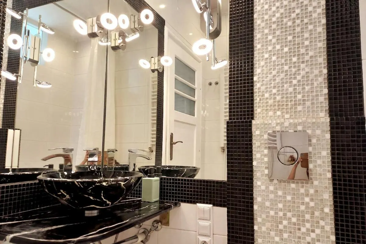 Old Town - 2 Bedrooms Soltyka Str S6 Krakow 0*,  Poland