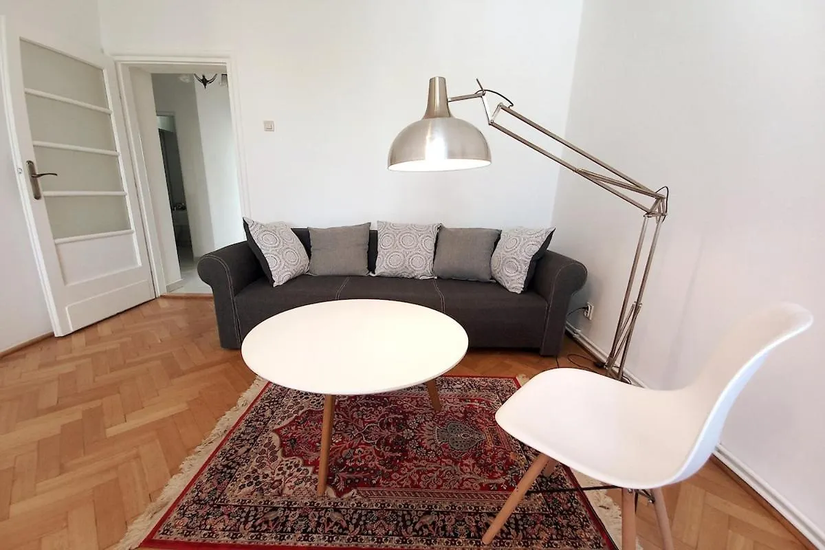 Old Town - 2 Bedrooms Soltyka Str S6 Krakow Apartment