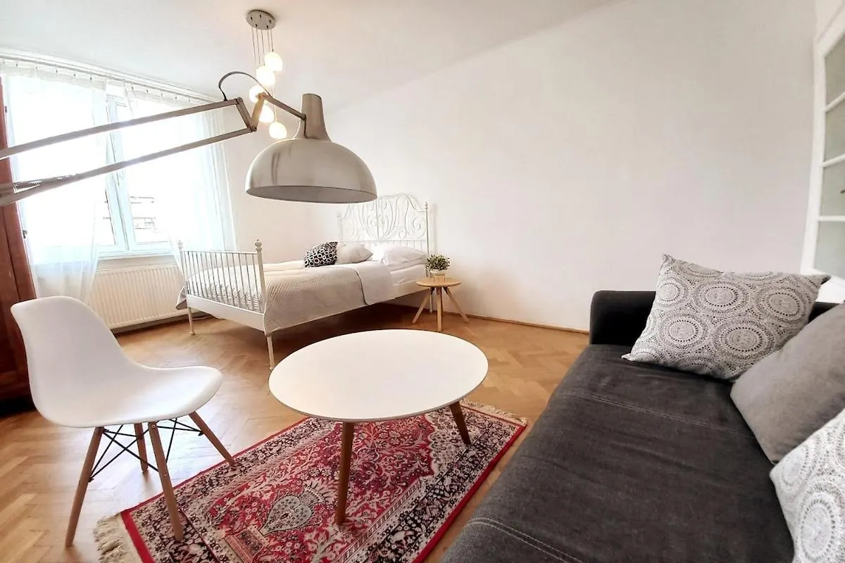 Old Town - 2 Bedrooms Soltyka Str S6 Krakow